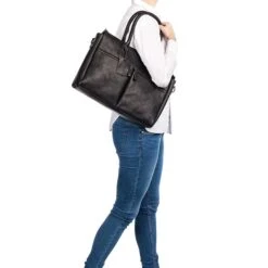 Burkely Antique Avery Laptopbag 15.6" Black -Mode Tassen Winkel image 10010