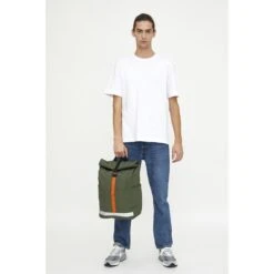 Lefrik Lars Roll Backpack Vandra Dark Sage Ripstop -Mode Tassen Winkel image 10526