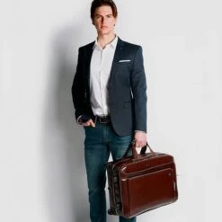 American Tourister Bon Air DLX Spinner 55 Magma Red