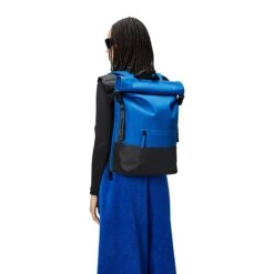 Rains Trail Rolltop Backpack W3 Waves -Mode Tassen Winkel image 10763
