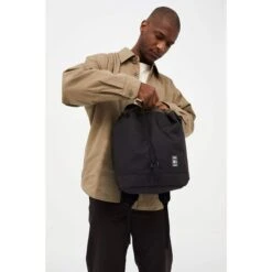 Lefrik Scout Backpack Metal Hook Black -Mode Tassen Winkel image 10960