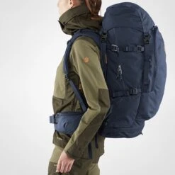 Fjallraven Keb 52 W Black/black -Mode Tassen Winkel image 11097