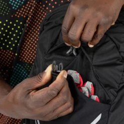 Osprey Syncro 20 Black 28 Osprey Syncro 20 Black -Mode Tassen Winkel image 11143