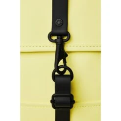 Rains Backpack Micro Straw -Mode Tassen Winkel image 12612