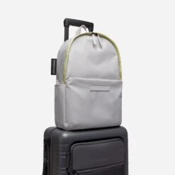Horizn Studios Shibuya Daypack M Light Quartz Grey / Glossy Lemon -Mode Tassen Winkel image 12805