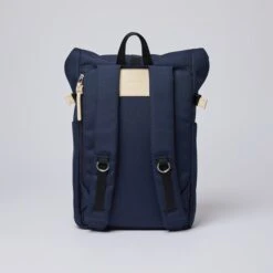 Sandqvist Ilon Backpack Navy -Mode Tassen Winkel image 13125