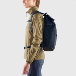 Fjallraven High Coast Foldsack 24 Green -Mode Tassen Winkel image 13633