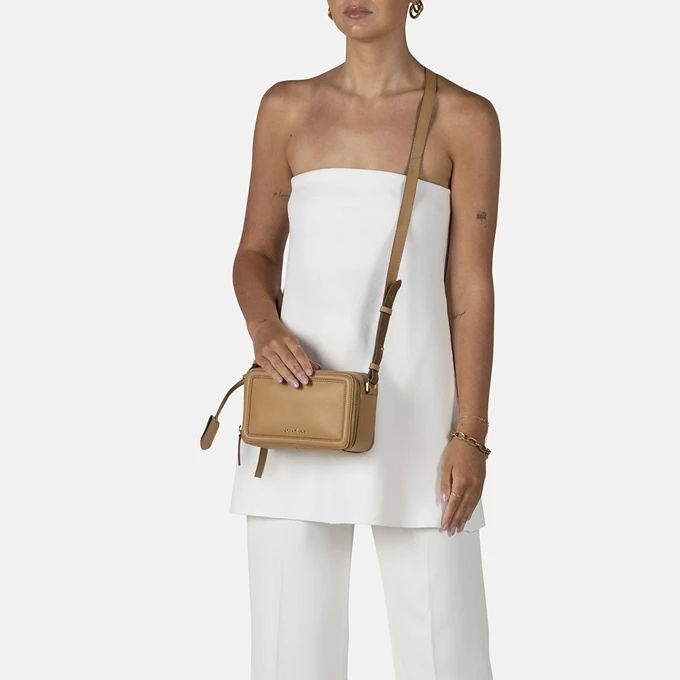 Burkely Beloved Bailey Box Bag Coy Cognac 2 Burkely Beloved Bailey Box Bag Coy Cognac - Afbeelding 2