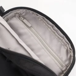 Hedgren Inner City Rush Schoudertas Black -Mode Tassen Winkel image 15727