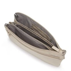 Hedgren Inner City Emma Schoudertas Cashmere Beige 12 Hedgren Inner City Emma Schoudertas Cashmere Beige -Mode Tassen Winkel image 15803