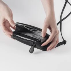 Aunts & Uncles Japan Uji Phonebag Fallen Rock -Mode Tassen Winkel image 16211