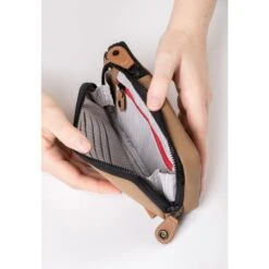 Aunts & Uncles Japan Uji Phonebag Tapir -Mode Tassen Winkel image 16252