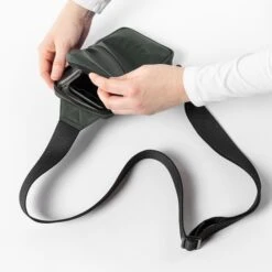 Aunts & Uncles Iwako Japan Nishi Phonebag Forest Night -Mode Tassen Winkel image 16581