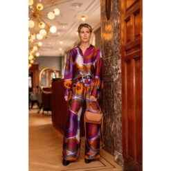 MÔSZ Kris Crossbody Phonebag Studs Cognac -Mode Tassen Winkel image 16635