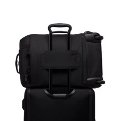 Tumi Alpha Bravo Wheeled Duffel C/O Black 8 Tumi Alpha Bravo Wheeled Duffel C/O Black -Mode Tassen Winkel image 3010