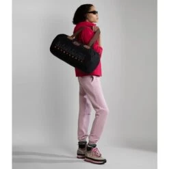 Napapijri Bering Travelbag S Black 11 Napapijri Bering Travelbag S Black -Mode Tassen Winkel image 5570