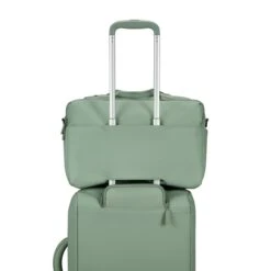 Lipault Lost In Berlin 24H Bag Frozen Matcha -Mode Tassen Winkel image 6266