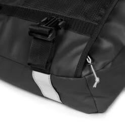 Eastpak Messer Bike Tarp Black -Mode Tassen Winkel image 7131
