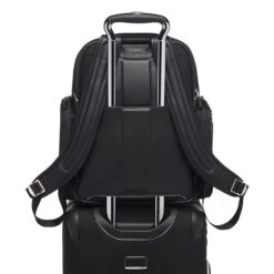 Tumi Arrivé Larson Backpack Black Leather -Mode Tassen Winkel image 8292