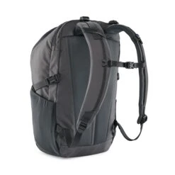 Patagonia Refugio Day Pack 30L Forge Grey -Mode Tassen Winkel image 9676