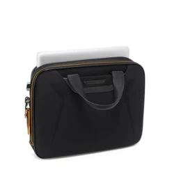 Tumi McLaren Business Non-Wheeled Top Zip Brief Black -Mode Tassen Winkel image 9958